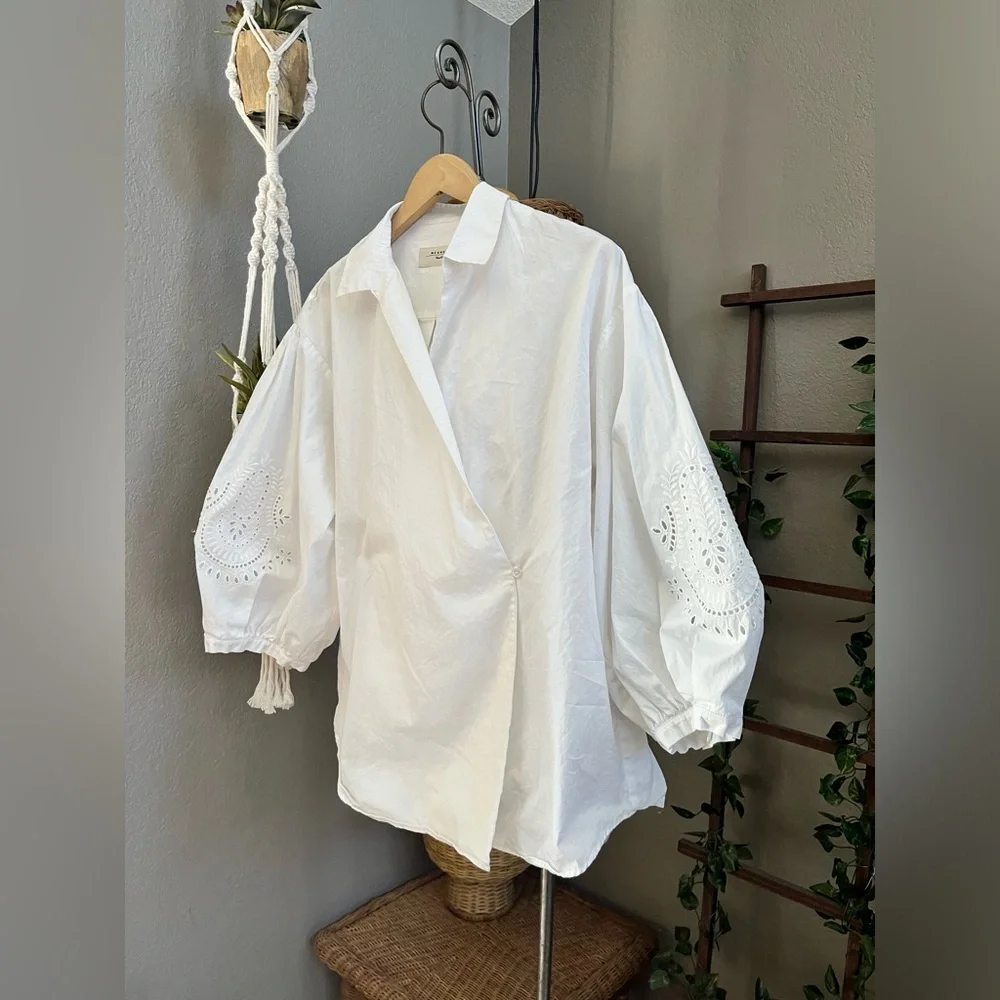 Weekend MaxMara Oversized V Neck Eyelet Wrap Puff Sleeve Blouse Top - Picture 4 of 11